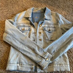 KUT FROM THE KLOTH Jean Jacket: Very good, pre-owned condition!